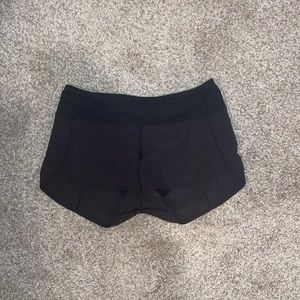 lululemon speed up short 2.5 in